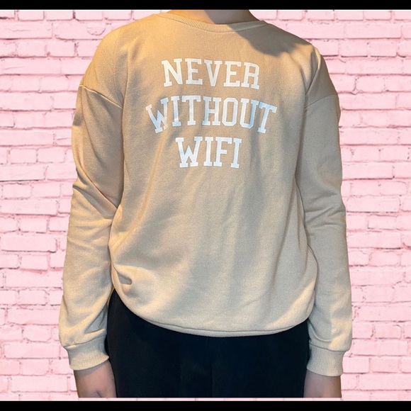 Graphic Crewneck - Picture 4 of 4